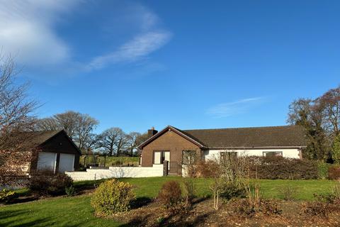 3 bedroom property with land for sale - Pentrebach, Lampeter, SA48