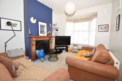 84 Buller Road, Exeter, EX4 1BD