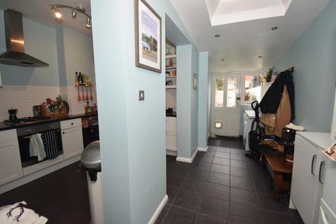 84 Buller Road, Exeter, EX4 1BD