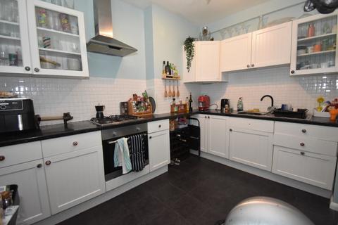 84 Buller Road, Exeter, EX4 1BD