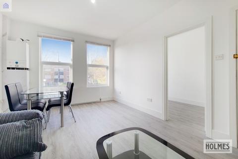 2 bedroom apartment to rent, London Road