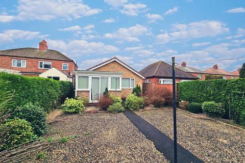 2 bedroom detached bungalow for sale, 81, The Nook, York Road Driffield, East Yorkshire, YO25 5AY