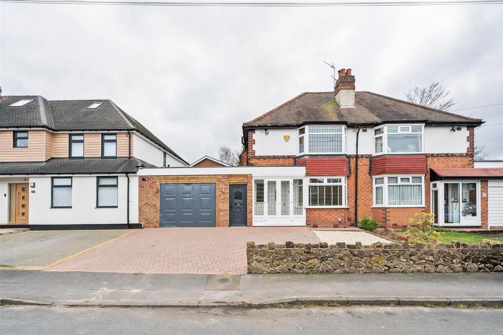 Brookvale Grove, Solihull 3 bed semidetached house £1,500 pcm (£346 pw)