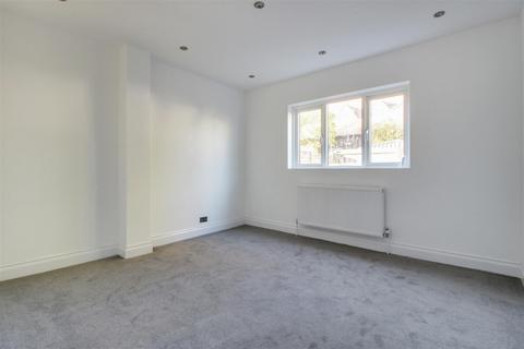 1 bedroom maisonette for sale, St. Marks Road, Enfield