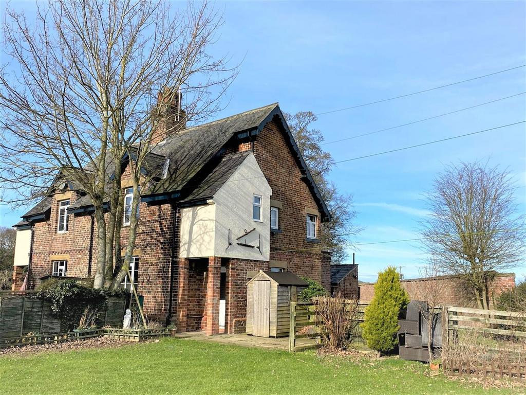 Redhouse Cottages, Beverley Road, Middleton On The Wolds 3 bed semi