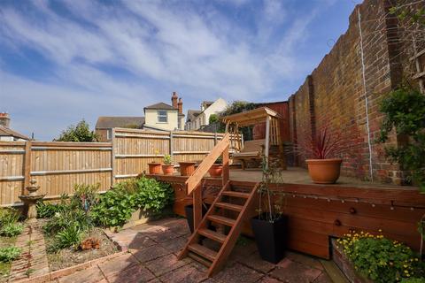 4 bedroom house for sale - Edinburgh Road, Bexhill-On-Sea