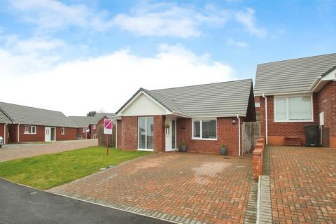 2 bedroom detached bungalow for sale - Springfield Park, Clee Hill, Ludlow