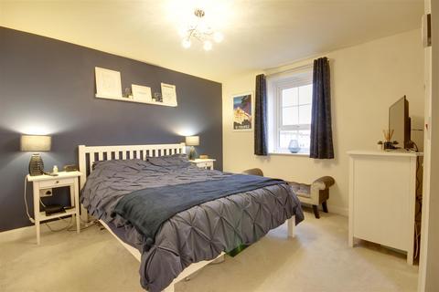 3 Airedale Drive, Brough, HU15 1US