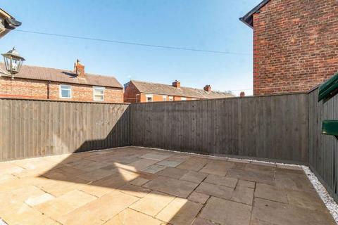 4 bedroom end of terrace house for sale, Hart Street, Altrincham