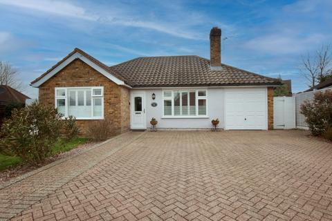 3 bedroom detached bungalow for sale, Kings Close, Buckinghamshire HP8