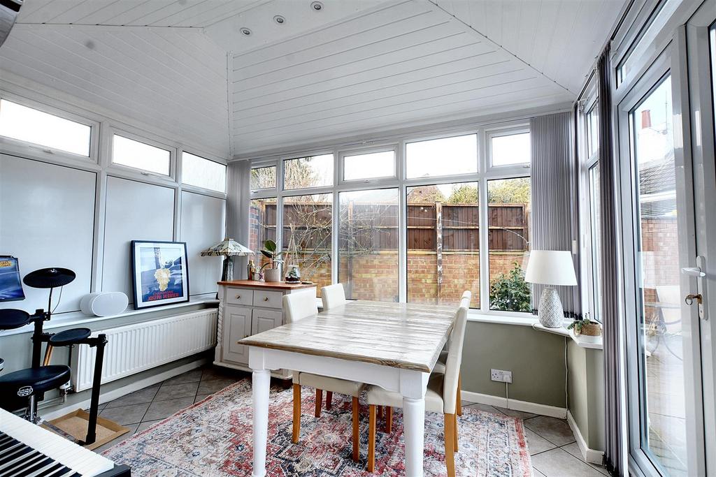 DSC 5345conservatory.jpg