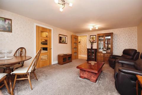 1 bedroom apartment for sale, Chinnerys Court, Panfield Lane, Braintree