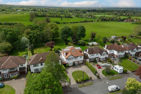 103 Higher Drive, Banstead, SM7 1PS