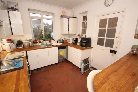 3 bedroom semi-detached house for sale, West Way, Petts Wood