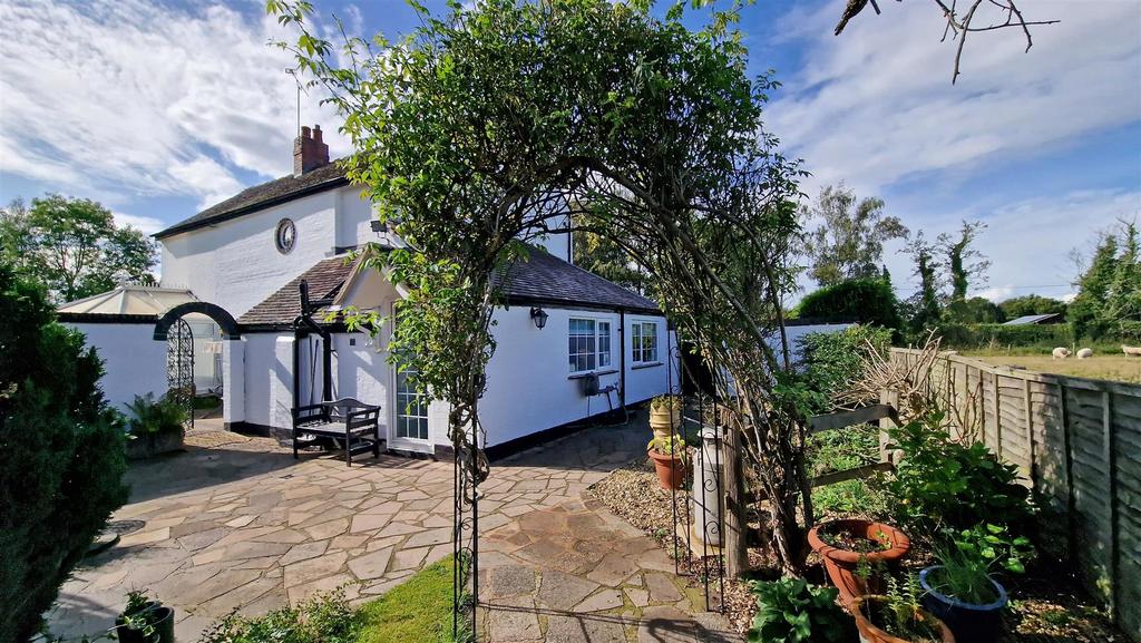 Spon Lane, Grendon, Atherstone 3 bed cottage for sale £650,000