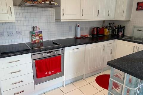1 bedroom flat for sale, Pool Close, West Molesey