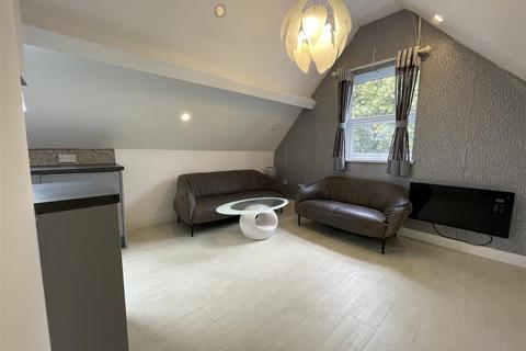 2 bedroom apartment to rent, Richmond Parc, Richmond Road, Cardiff