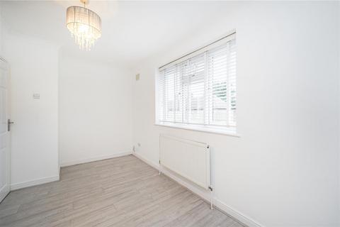 7 Arbor Road, London, E4 6LJ