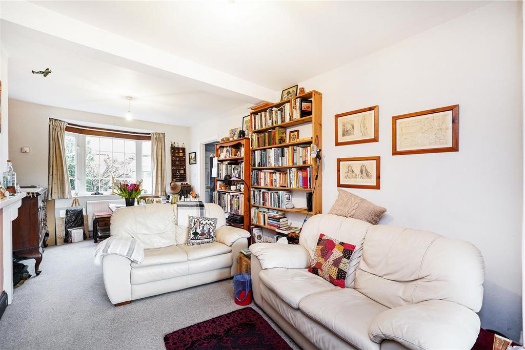 Maida Avenue, North Chingford 3 bed semidetached house for sale £525,000