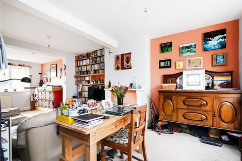 4 Maida Avenue, London, E4 7JN