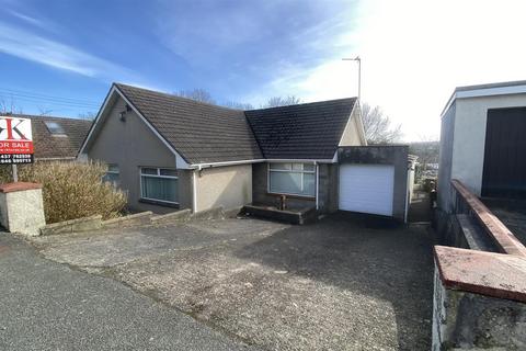 4 bedroom bungalow for sale, 31 Scarrowscant Lane, Haverfordwest