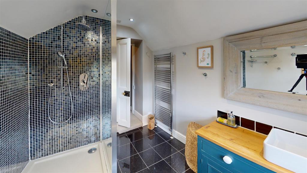 Bow-Cottage-Bathroom.jpg