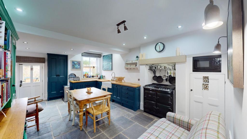 Bow-Cottage-01062024 141624.jpg