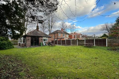 2 bedroom detached bungalow for sale, Darley Avenue, Chorlton