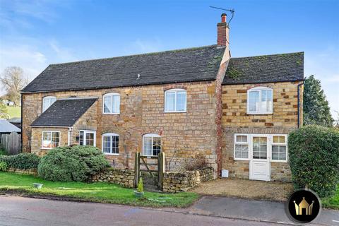 3 bedroom cottage for sale, Front Street, Ilmington, Shipston-On-Stour