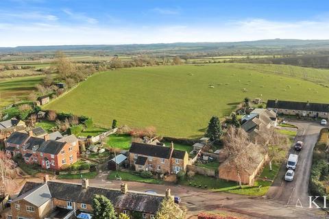 3 bedroom cottage for sale, Front Street, Ilmington, Shipston-On-Stour