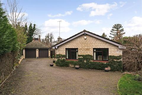 3 bedroom detached bungalow for sale - Sandy Lane Road, Charlton Kings, Cheltenham