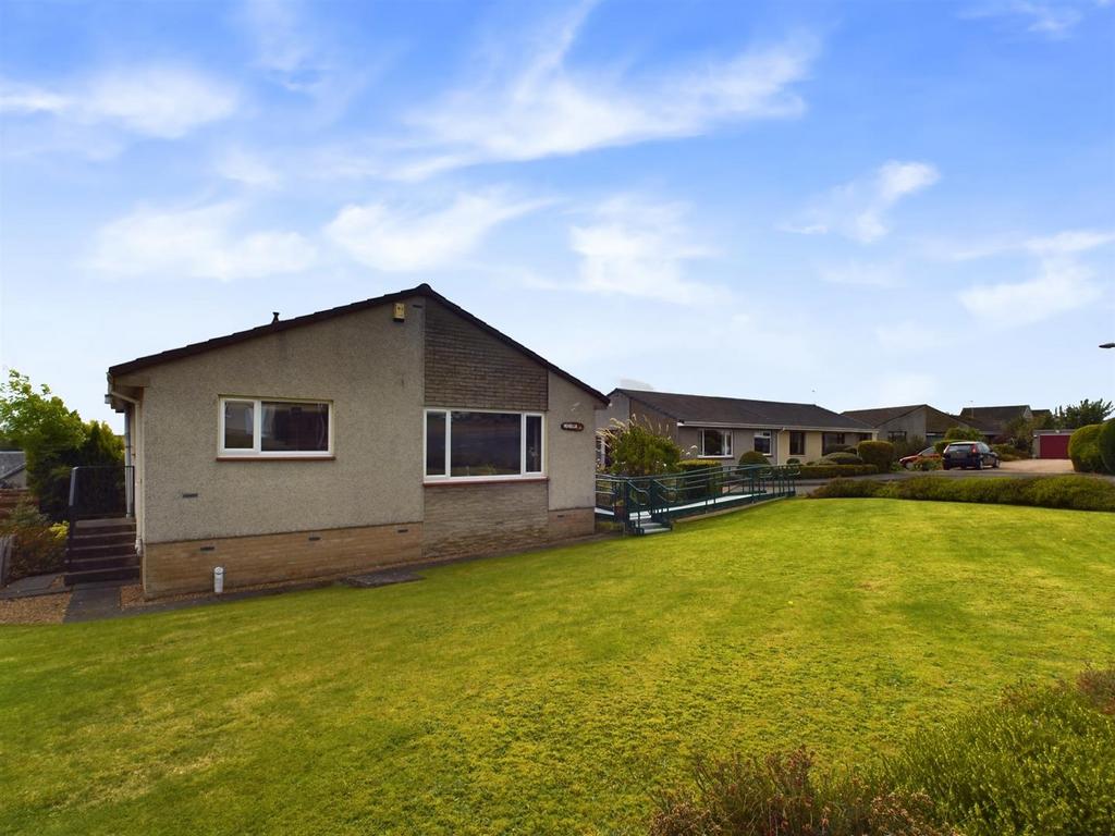 College Place, Methven PH1 2 bed bungalow for sale £235,000