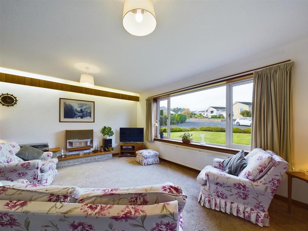 College Place, Methven PH1 3 bed bungalow for sale £235,000