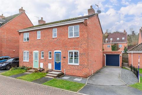 11 Frost Fields, Castle Donington, Derby, DE74 2EF