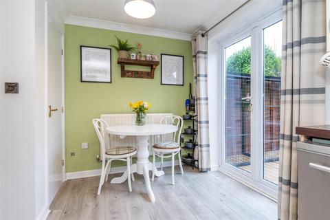 11 Frost Fields, Castle Donington, Derby, DE74 2EF