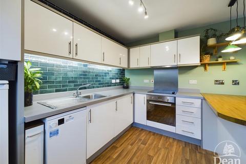 2 bedroom flat for sale - Lawdley Road, Coleford