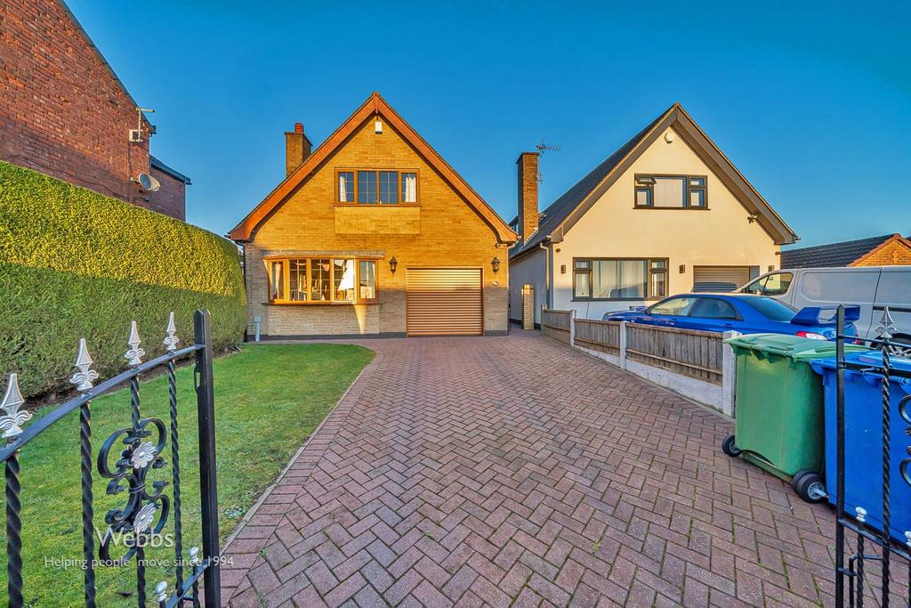 Heath Street, Hednesford, Cannock WS12 3 bed detached house for sale