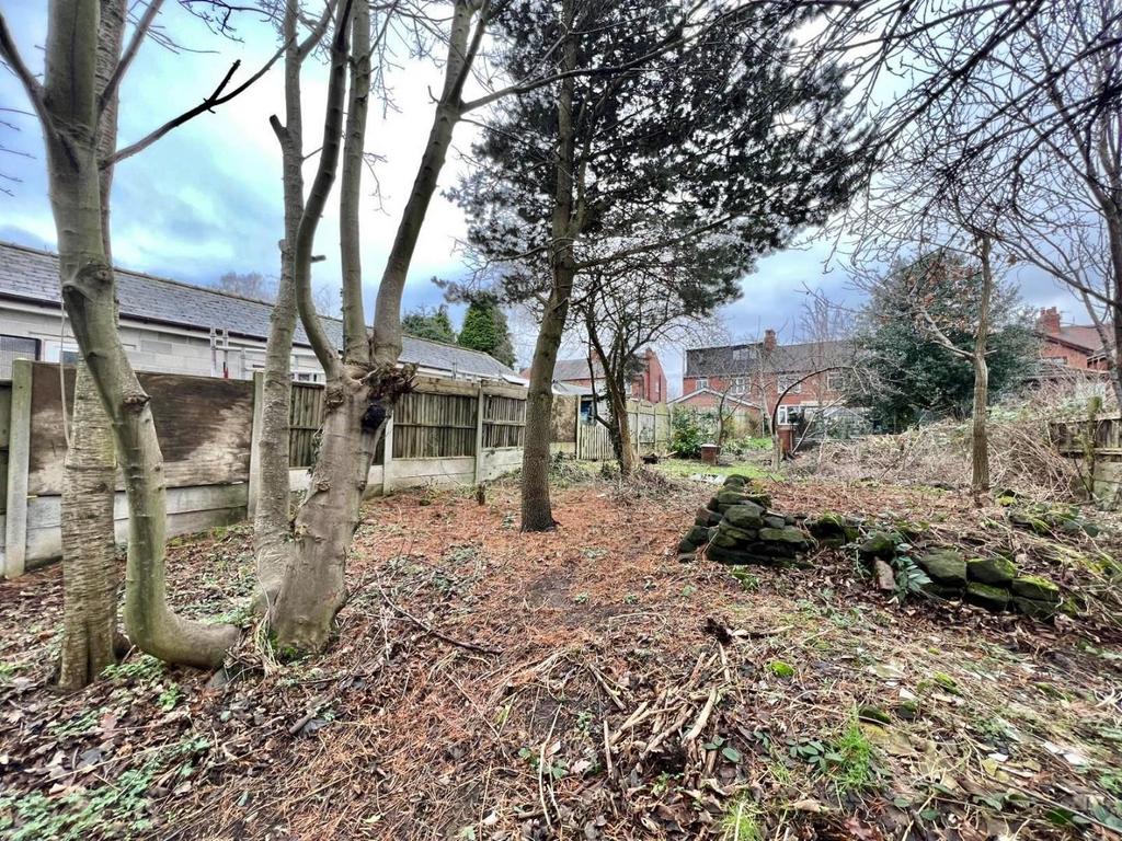 Rotherham Road, Barnsley 3 bed semidetached house for sale £190,000