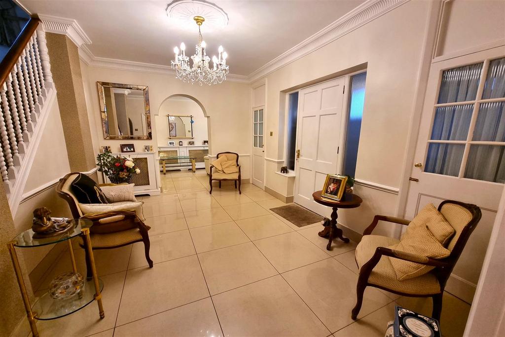 Reception hallway: pic. 2