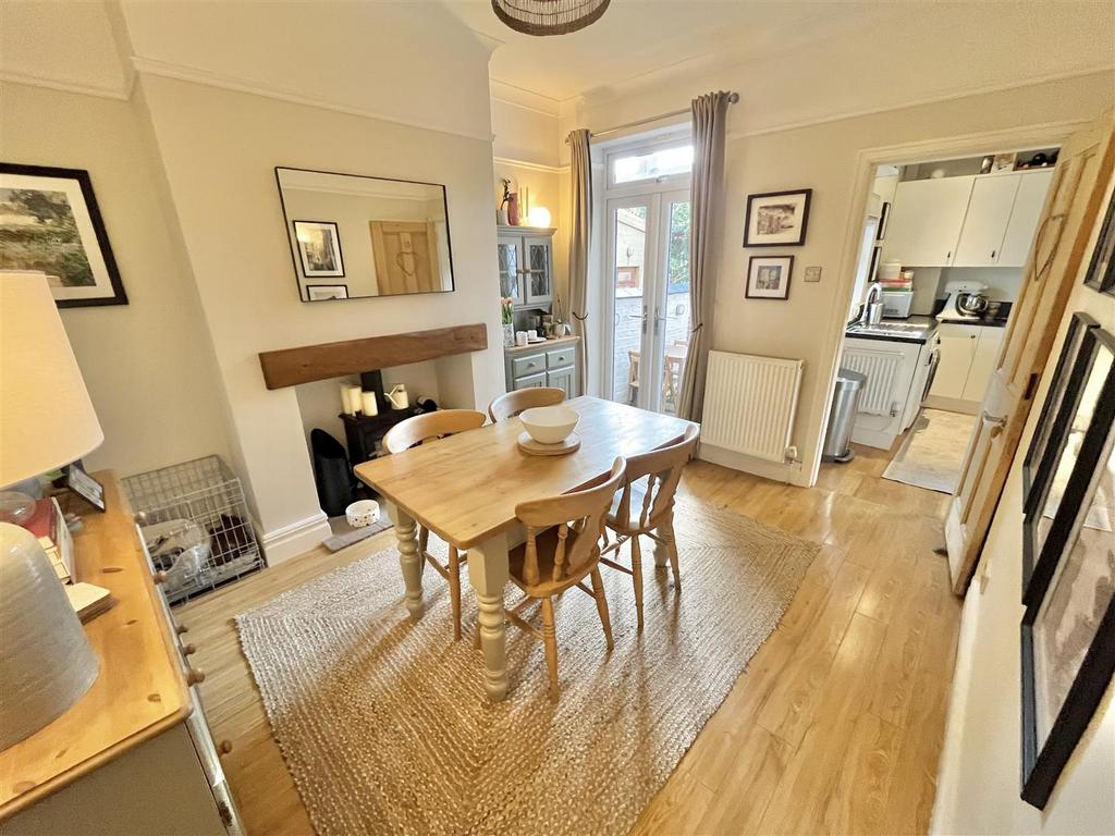 Waverley Road, Sale 2 bed terraced house for sale £325,000