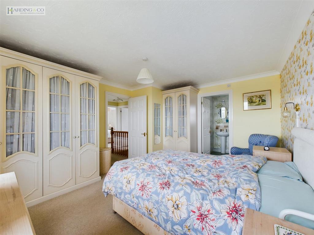 Bedroom 1.3.jpg