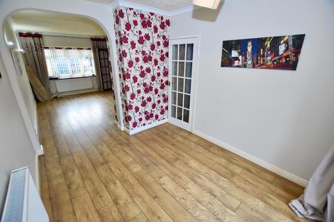 84 Barnfield Avenue, Allesley, Coventry, CV5 9FX