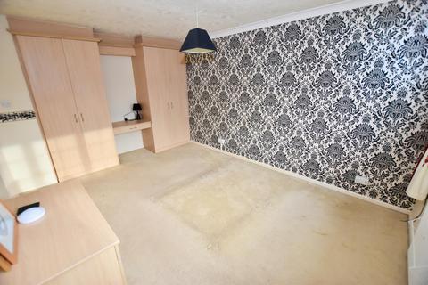 84 Barnfield Avenue, Allesley, Coventry, CV5 9FX
