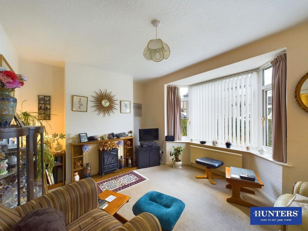 Hawesmead Drive, Kendal 3 bed house £300,000