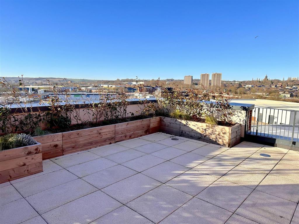Terrace 3.jpeg