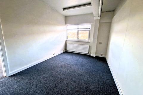 Office to rent, Llanover Road, Pontypridd