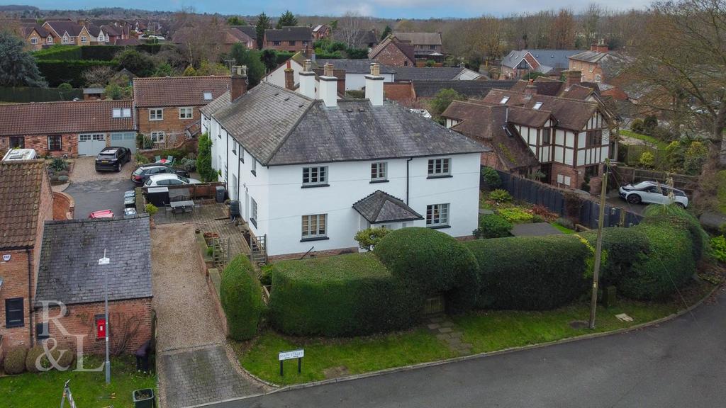 Main Street, Gamston, Nottingham 5 bed character property for sale £