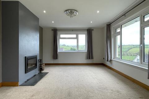 4 Broad Close, North Molton, South Molton, EX36 3JD