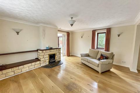 3 bedroom detached house for sale, Coldicotts Close, Chipping Campden