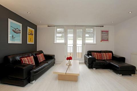 2 bedroom flat to rent, Marshalls Row, Brighton